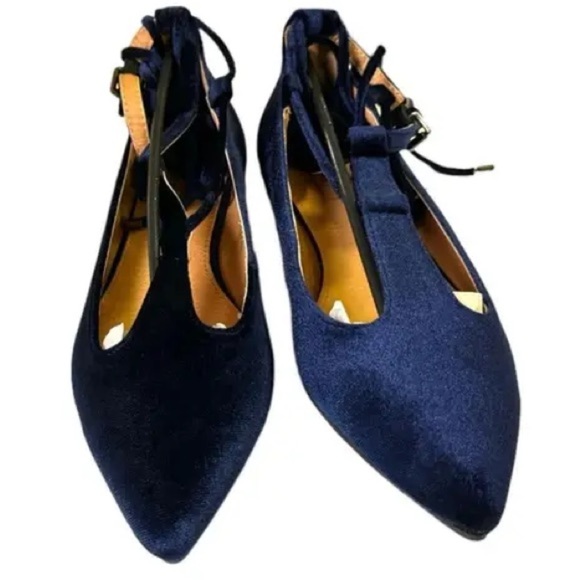 Yoki Navy Blue, Velvet, Ankle Lace Up, Urban-80 Flats Sizes 8.5 & 10 - Picture 1 of 7